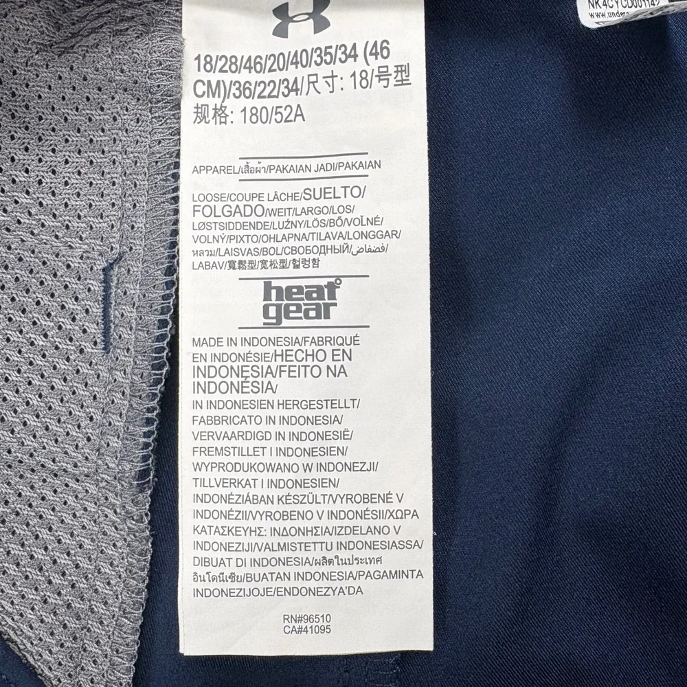 Under Armour Golf Shorts Boys 18 Navy Blue HeatGear Performance Activewear Wicks